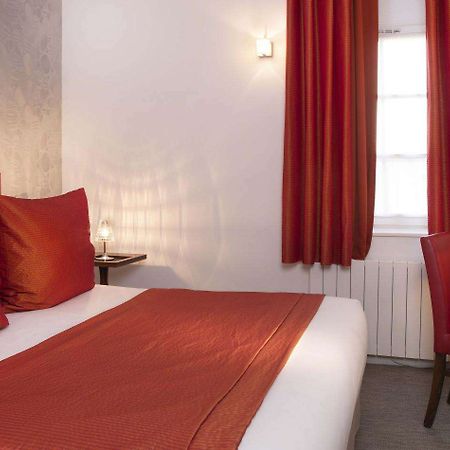 Country Club Hotel Yvre-l'Eveque Bilik gambar