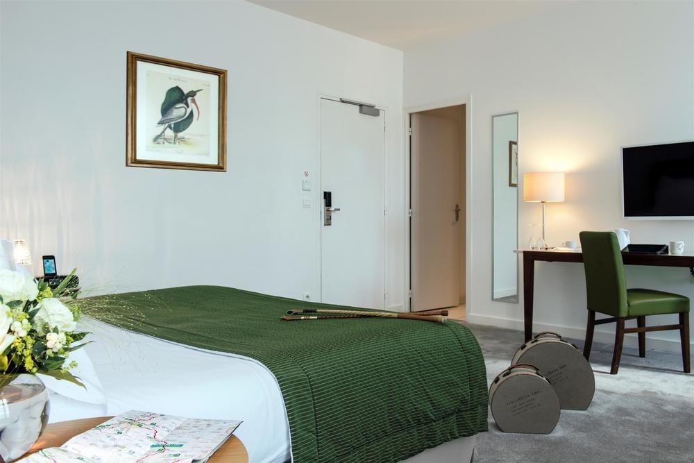 Country Club Hotel Yvre-l'Eveque Luaran gambar