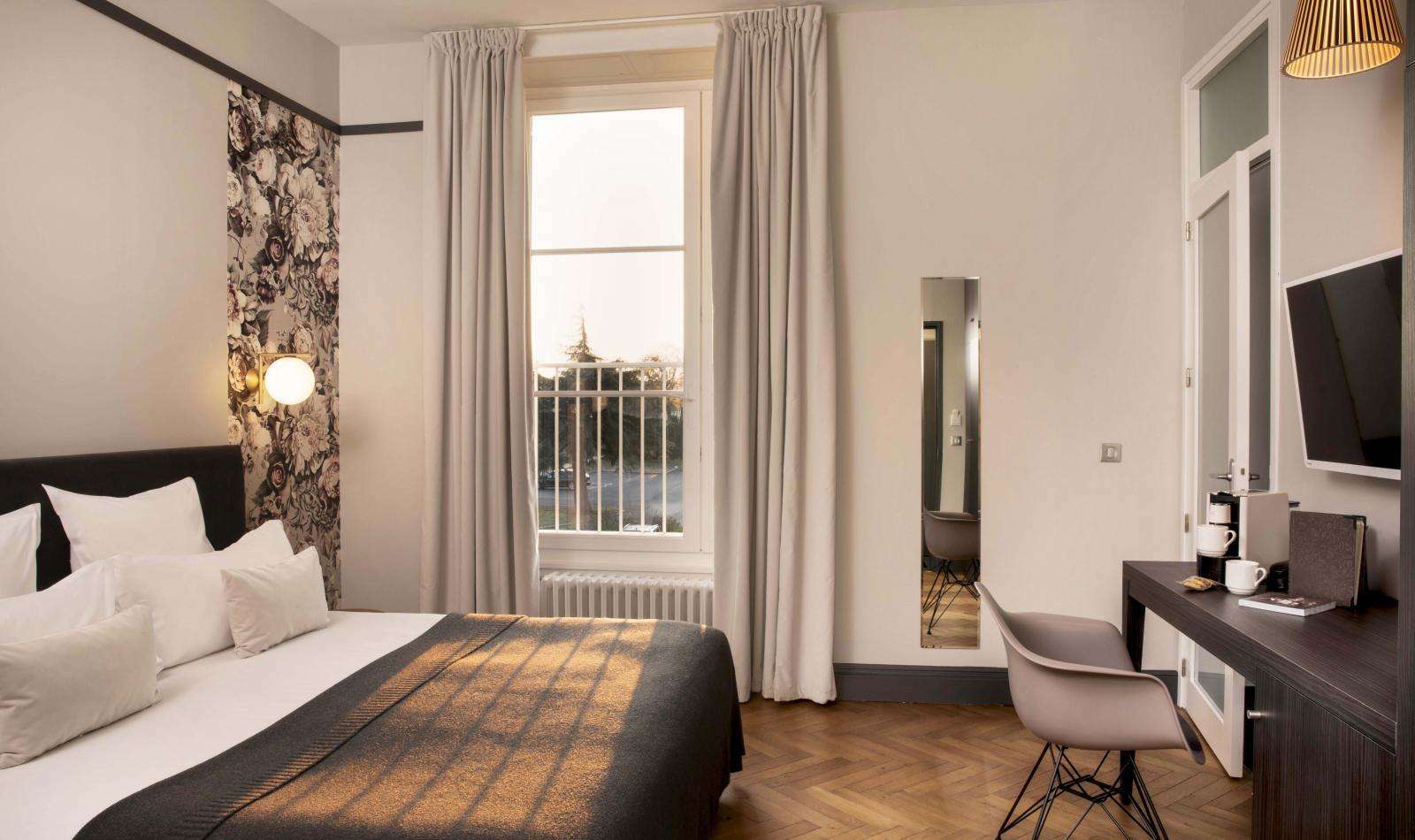Country Club Hotel Yvre-l'Eveque Bilik gambar