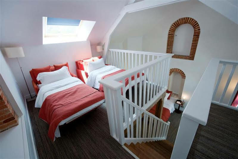 Country Club Hotel Yvre-l'Eveque Luaran gambar
