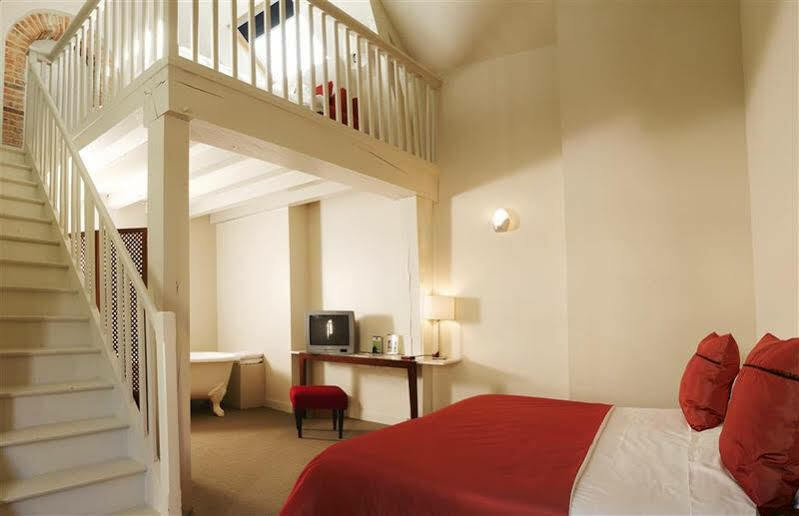 Country Club Hotel Yvre-l'Eveque Luaran gambar